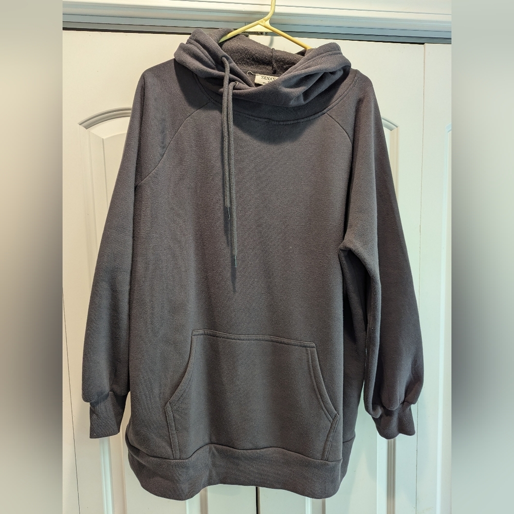 ZENANA 1X HOODIE